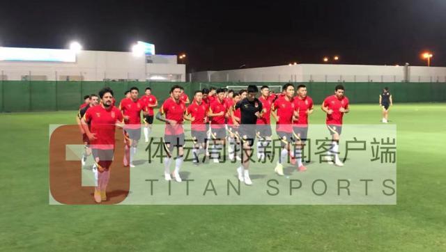 辉达娱乐-备战与叙利亚热身国足训练减量 伤员仅剩1人